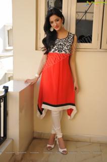 Richa Panai feet photo 14