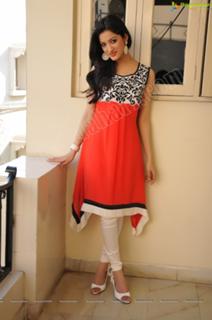 Richa Panai feet photo 13