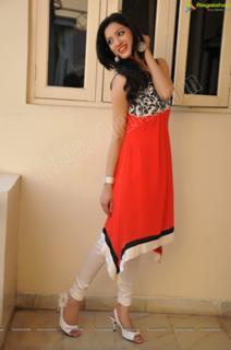 Richa Panai feet photo 3