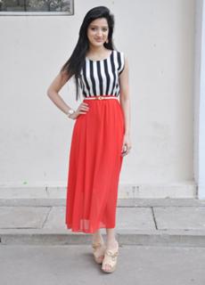 Richa Panai feet photo 4