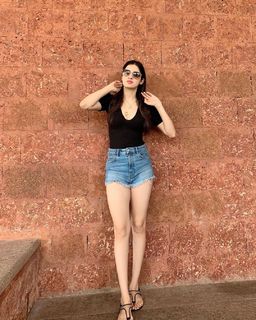 Richa Panai feet photo 17