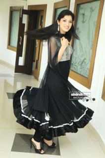 Richa Panai feet photo 10