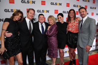 Ricki Lake feet photo thumbnail