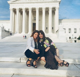 Ricki Lake feet photo thumbnail