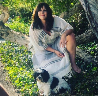 Ricki Lake feet photo thumbnail