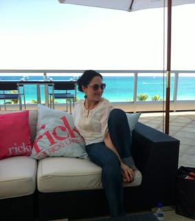 Ricki Lake feet photo thumbnail