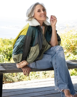 Ricki Lake feet photo thumbnail