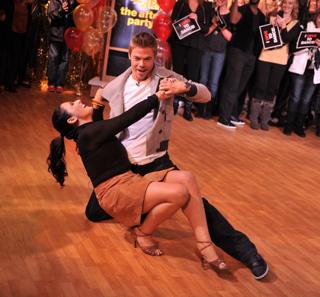 Ricki Lake feet photo thumbnail