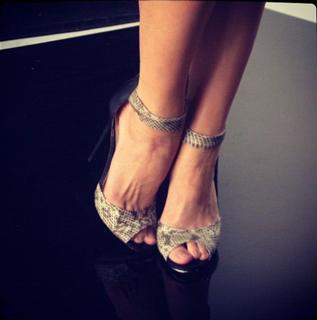 Ricki-Lee Coulter feet photo 12