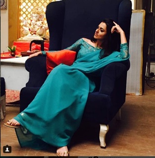 Riddhi Dogra feet photo 15