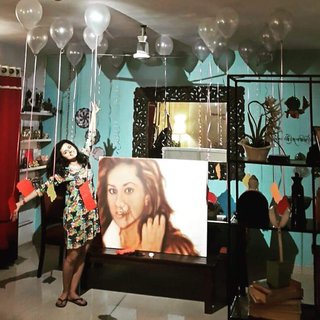 Riddhi Dogra feet photo 12
