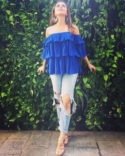 Riddhi Dogra feet photo 6