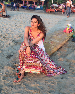 Riddhi Dogra feet photo 2