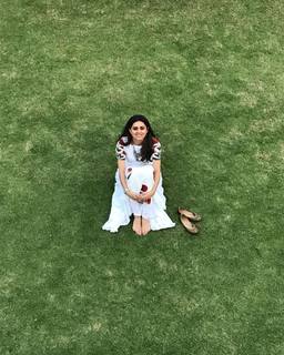 Riddhi Dogra feet photo 12