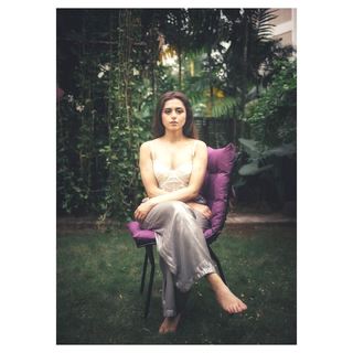 Riddhi Dogra feet photo 20