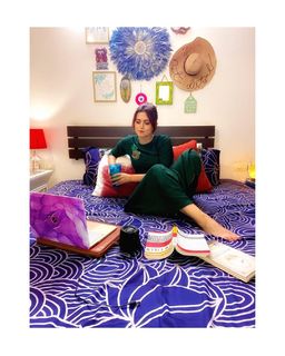 Riddhi Dogra feet photo 11