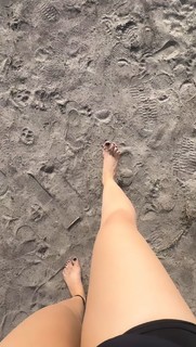 Riddhi Dogra feet photo 15