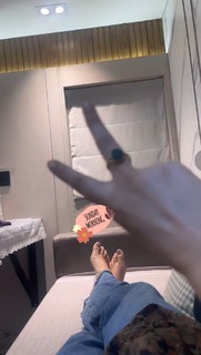 Riddhi Dogra feet photo 16