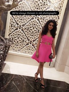 Riddhi Dogra feet photo 20