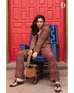Ridhima Pandit feet photo 4