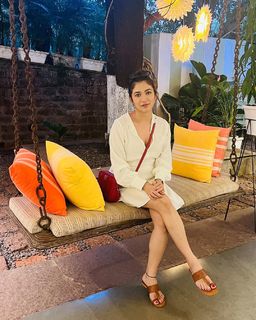Ridhima Pandit feet photo 11
