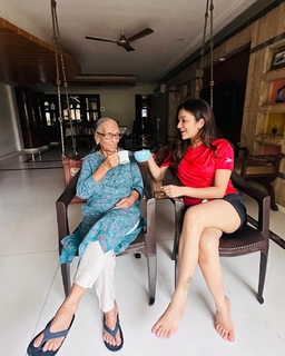 Ridhima Pandit feet photo 10