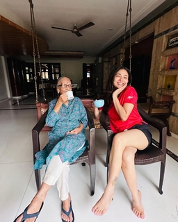 Ridhima Pandit feet photo 8