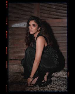 Ridhima Pandit feet photo 7