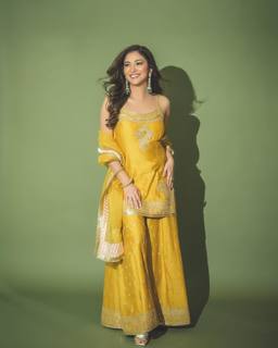 Ridhima Pandit feet photo 17