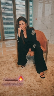 Ridhima Pandit feet photo 14
