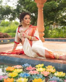 Ridhima Pandit feet photo 6