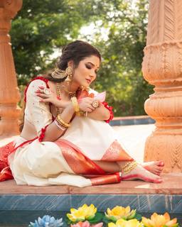 Ridhima Pandit feet photo 1