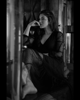 Ridhima Pandit feet photo 14