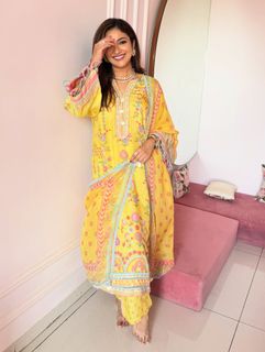 Ridhima Pandit feet photo 9