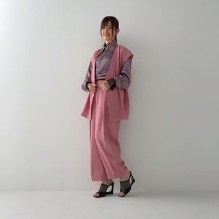 Rie Takahashi feet photo thumbnail
