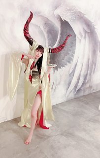 Rie Tanaka feet photo 1