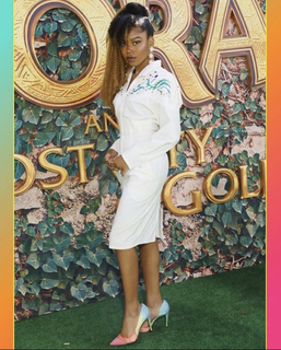 Riele Downs feet photo 1