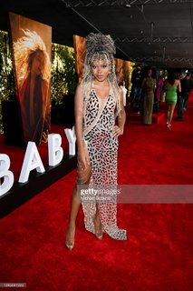 Riele Downs feet photo 10