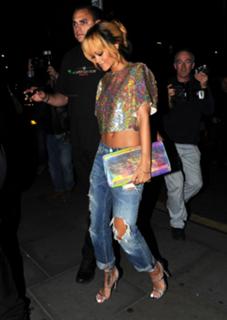 Rihanna feet photo thumbnail