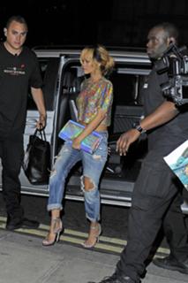 Rihanna feet photo thumbnail