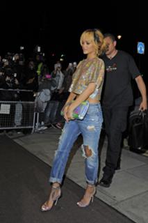 Rihanna feet photo thumbnail