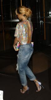 Rihanna feet photo thumbnail