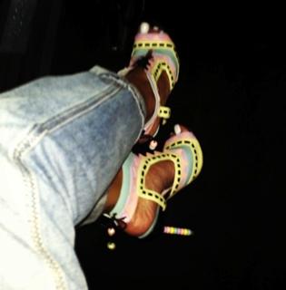 Rihanna feet photo thumbnail