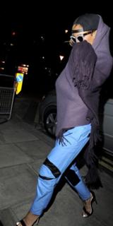 Rihanna feet photo thumbnail