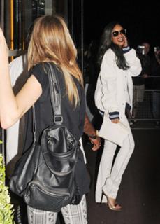 Rihanna feet photo thumbnail