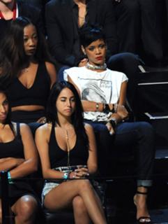 Rihanna feet photo thumbnail