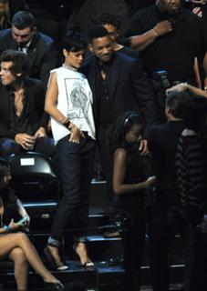 Rihanna feet photo thumbnail