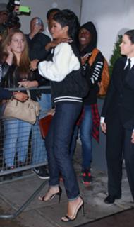 Rihanna feet photo thumbnail