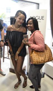 Rihanna feet photo thumbnail