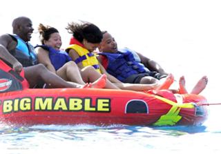 Rihanna feet photo thumbnail